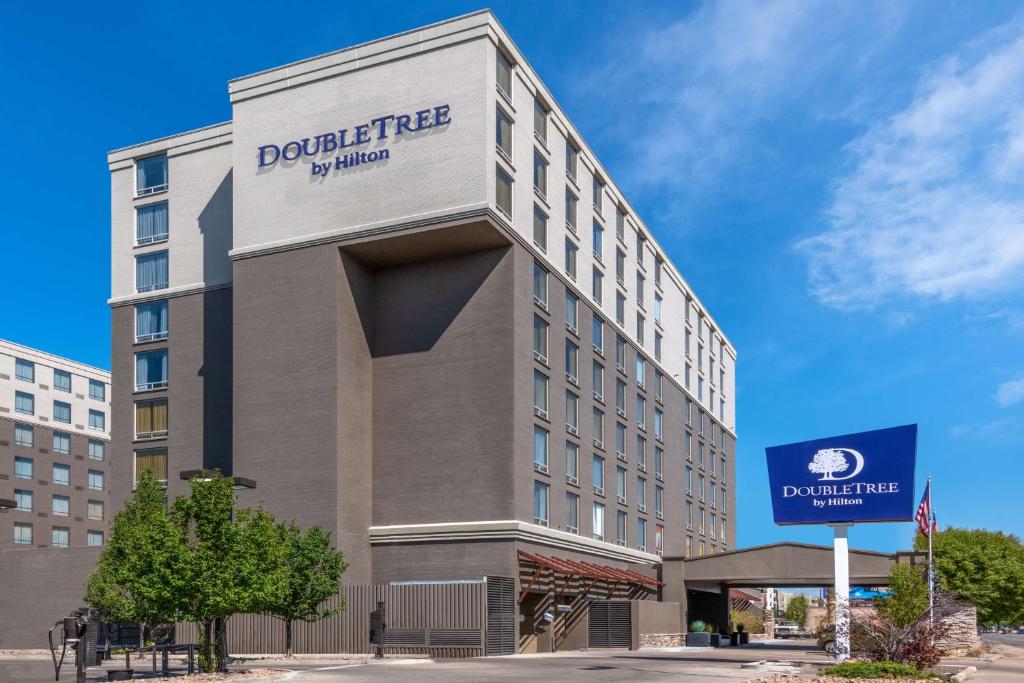 DoubleTree by Hilton Denver Cherry Creek, CO